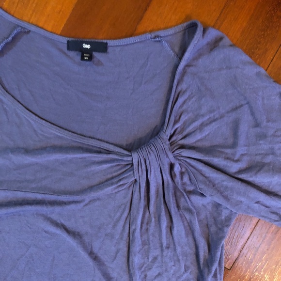 GAP XS jersey knit shirt - Picture 2 of 4